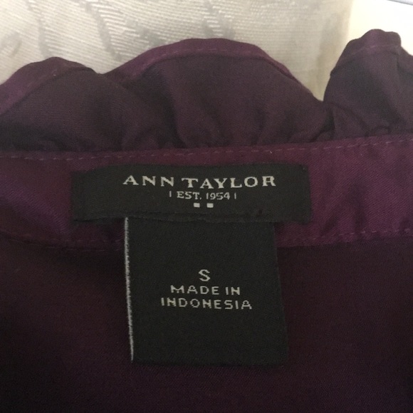 Anne Taylor women’s Aubergine ruffle front blouse - Picture 8 of 8